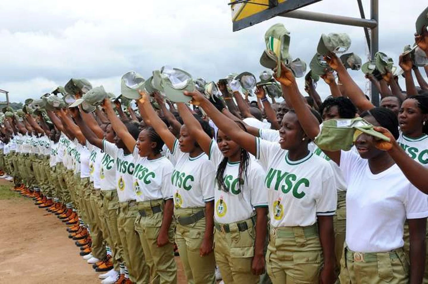 Gov Umo Eno Approves ₦20,000 Monthly Allowance for Akwa Ibom Corps Members Nationwide