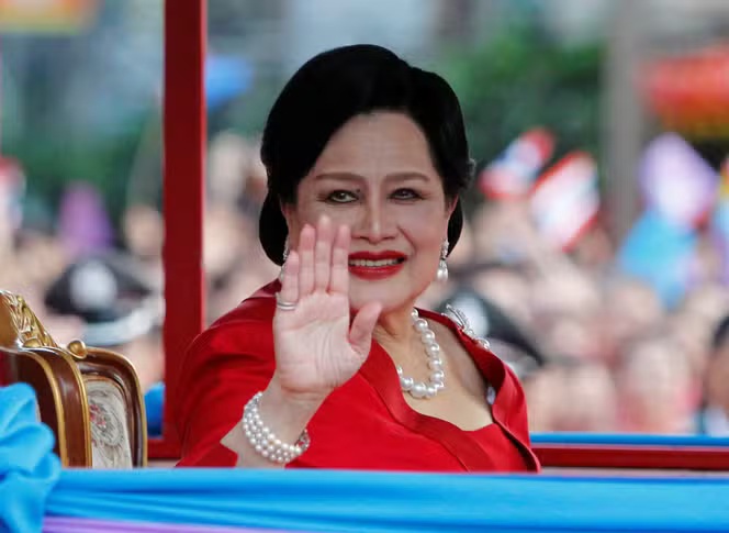 Thailand’s Former Queen Sirikit Dies at 93